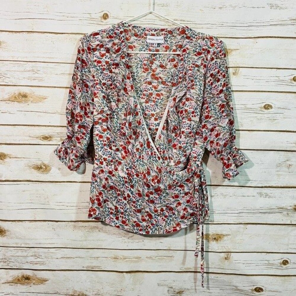 Kendall & Kylie Women's Floral Multi‎ Wrap V-neck Tie Side Top.